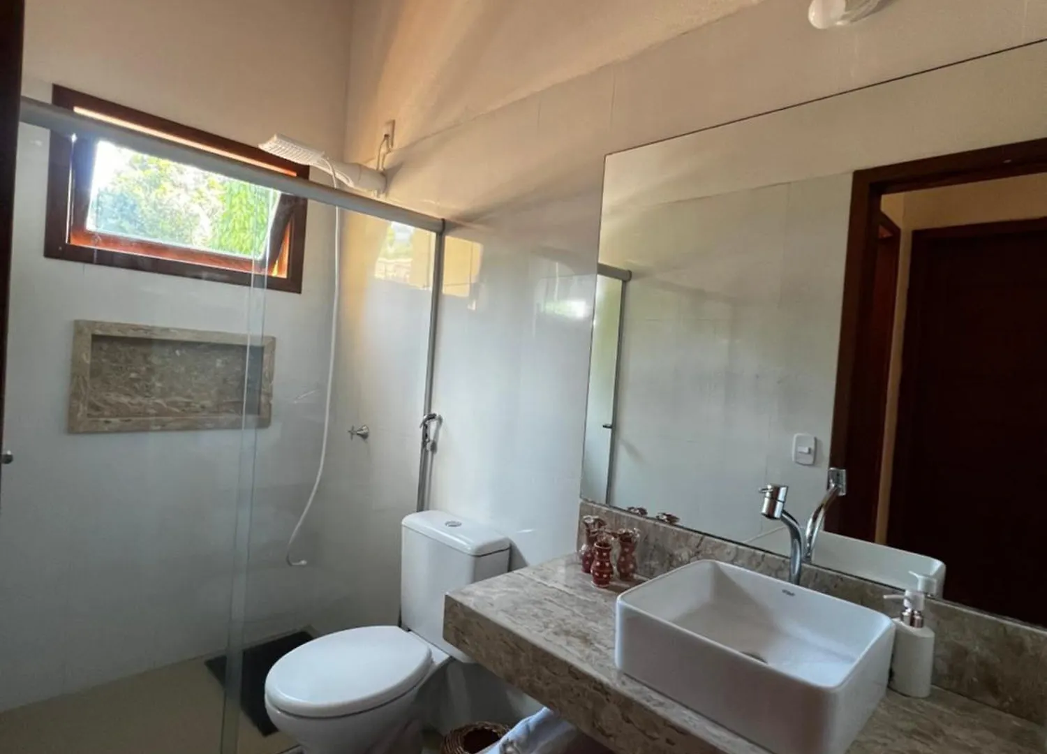 Apartamento Novo A 100M Da Rua Mucuge Com Ar, Wi-Fi, Estacionamento 塞古罗港 0*,  巴西